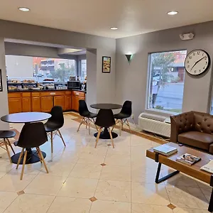 Portofino 2*, Burbank USA