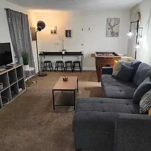 Apartment Centauri Vacation Rentals: 2-bedroom With Free Parking, Orlando